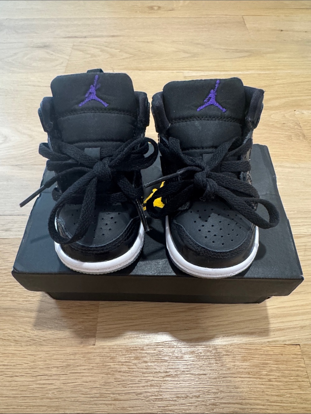 Jordan Toddler High-Top Sneakers in Black  Patent